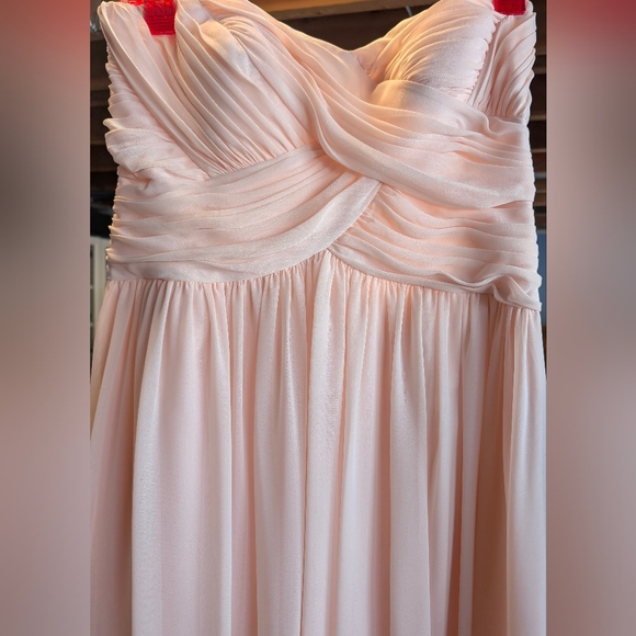 JS Boutique Dresses & Skirts - JS Boutique Sweetheart Floor-Length Chiffon